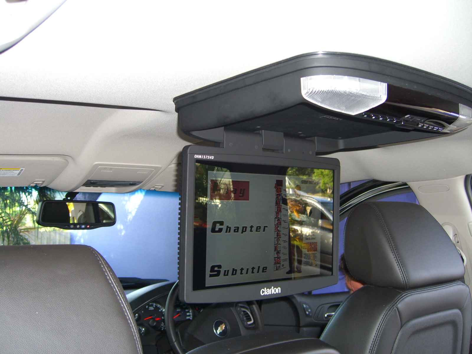 Chevrolet Silverado 2009 Pioneer Avic f10bt Clarion 15 inch roof screen