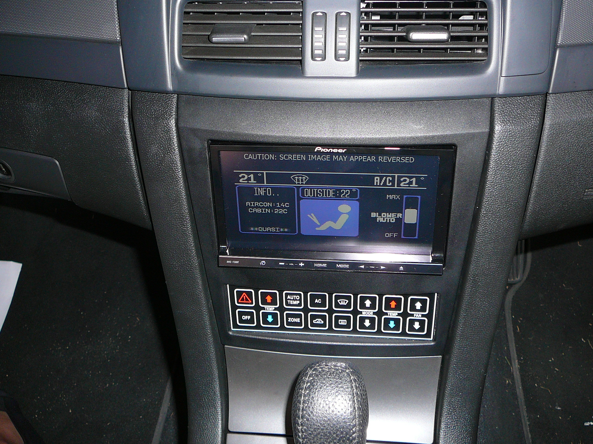 Holden Commodre VE, Pioneer Avic-F30bt with dual zone air-con display