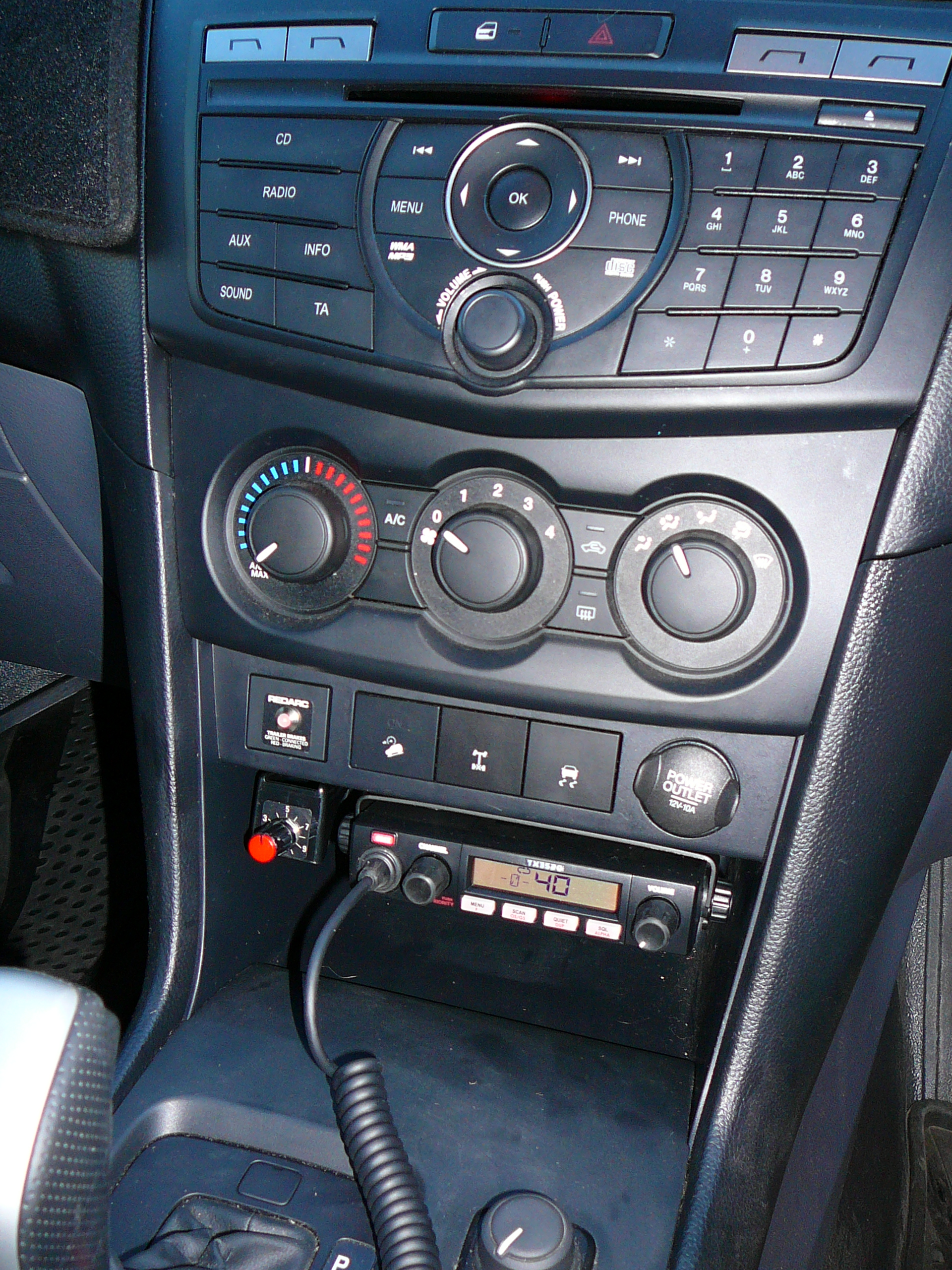 Mazda BT-50 2012 Battery Monitor, Navigation, Reverse Camera, Elec Brake controller