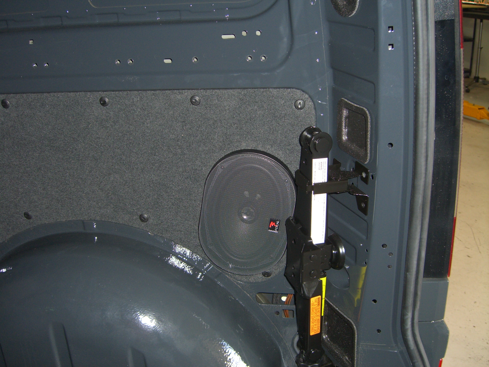 Mercedes Benz Vito 2010, custom rear speaker panels, subwoofer and amplifier install, Pioneer DVD, USB, CD, Radio