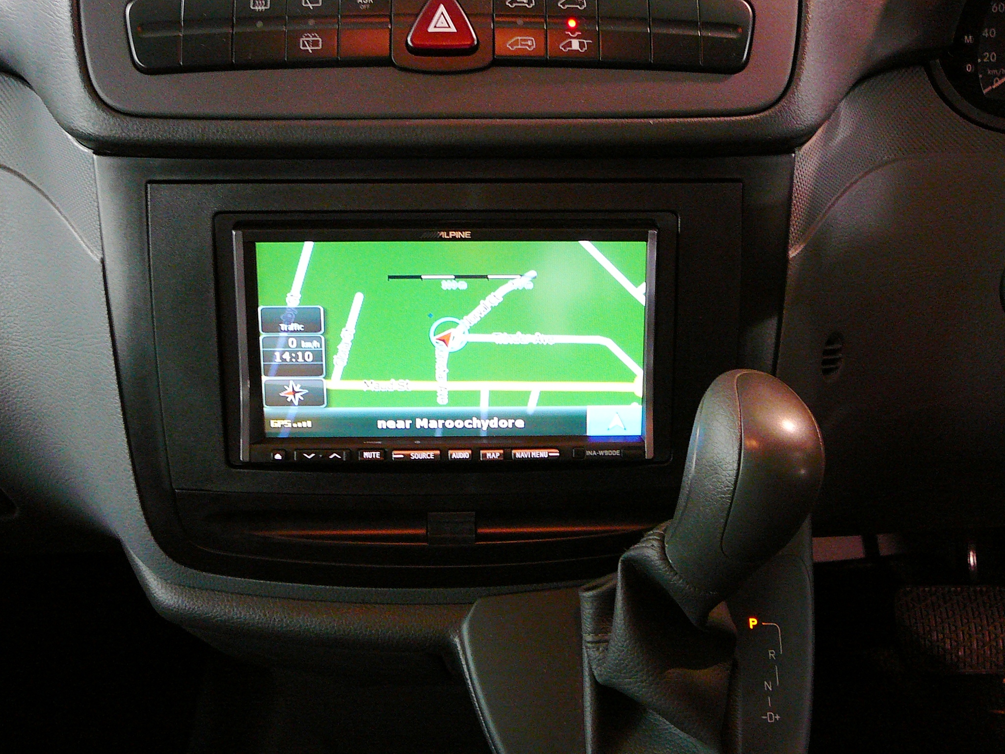 Mercedes Vito 2010, Alpine GPS Navigation systems and reverse camera