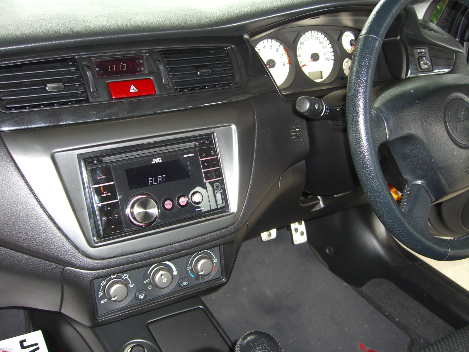 Mitsubishi Lancer 2008 JVC unit with USB, ipod control