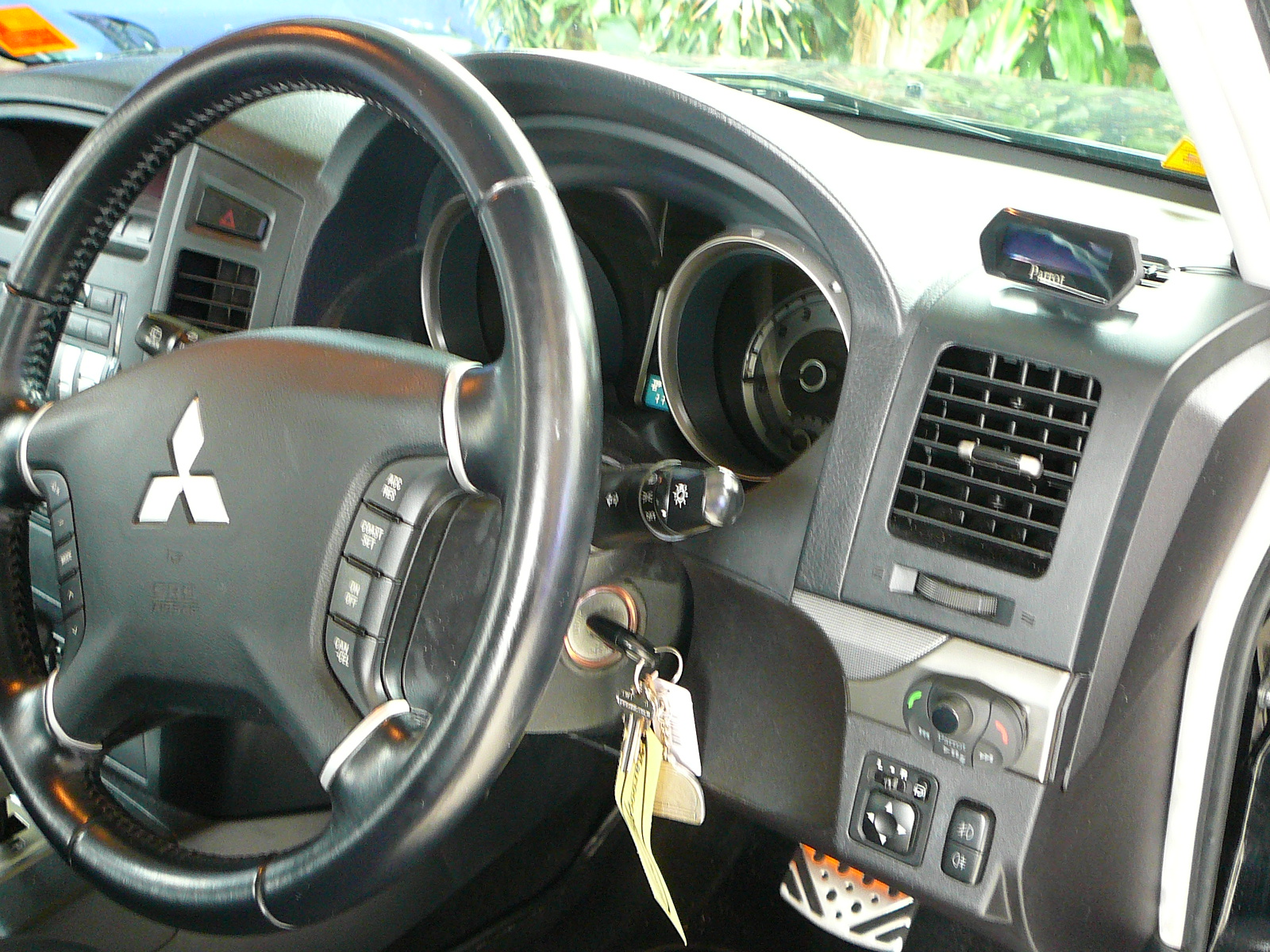 Mitsubishi Pajero 2007 Bluetooth Handsfree