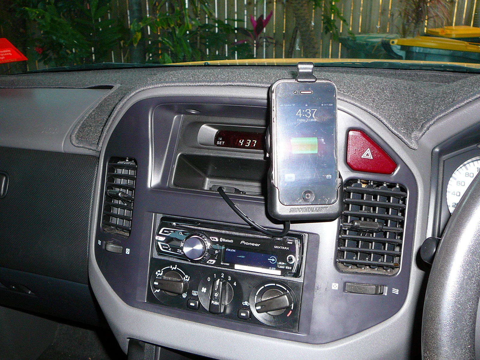 Mitsubishi Pajero CD Radio Replacement & iPhone Cradle