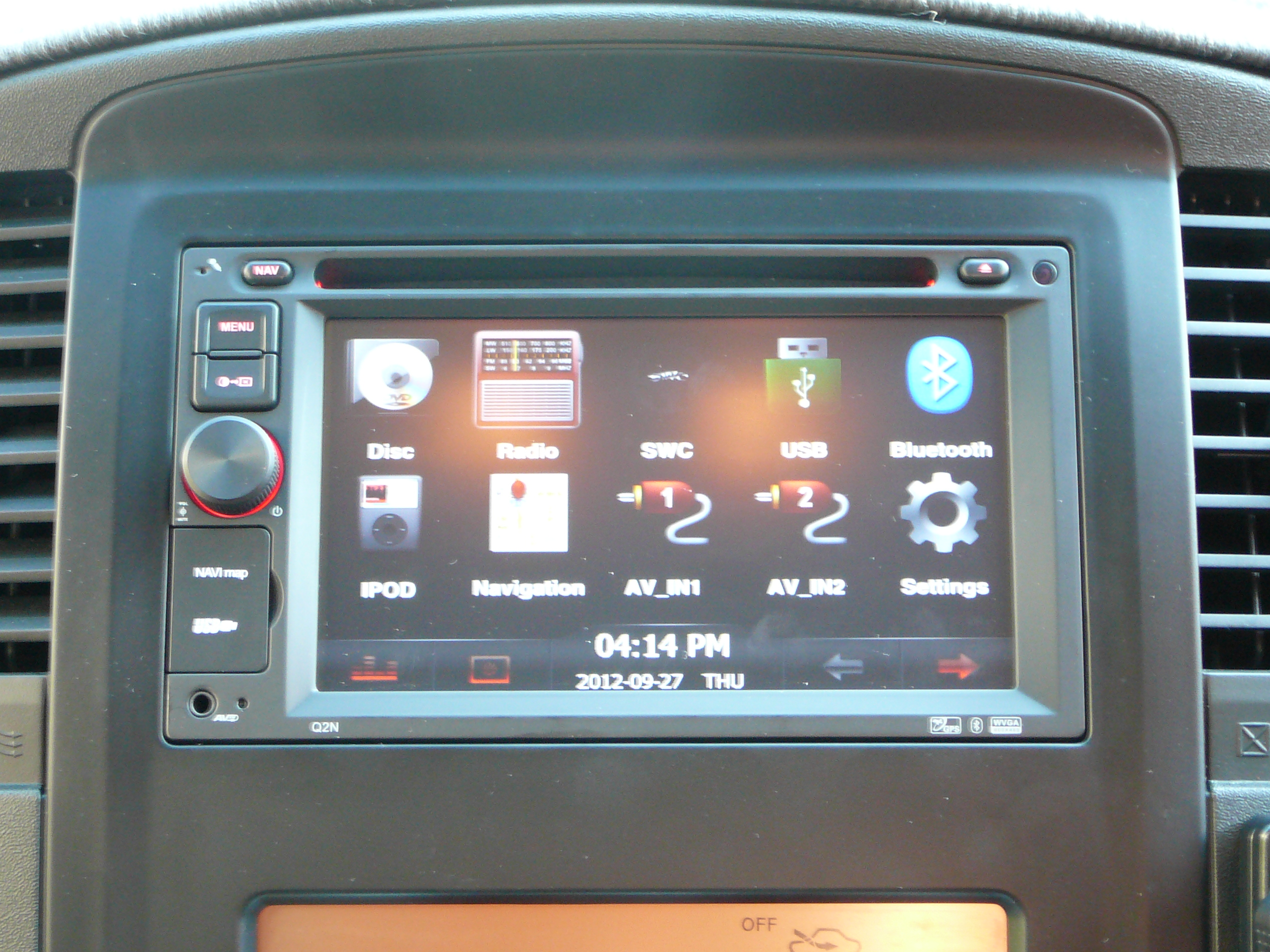 Nissan Navara D40, Mongoose GPS Navigation System & Reverse Camera