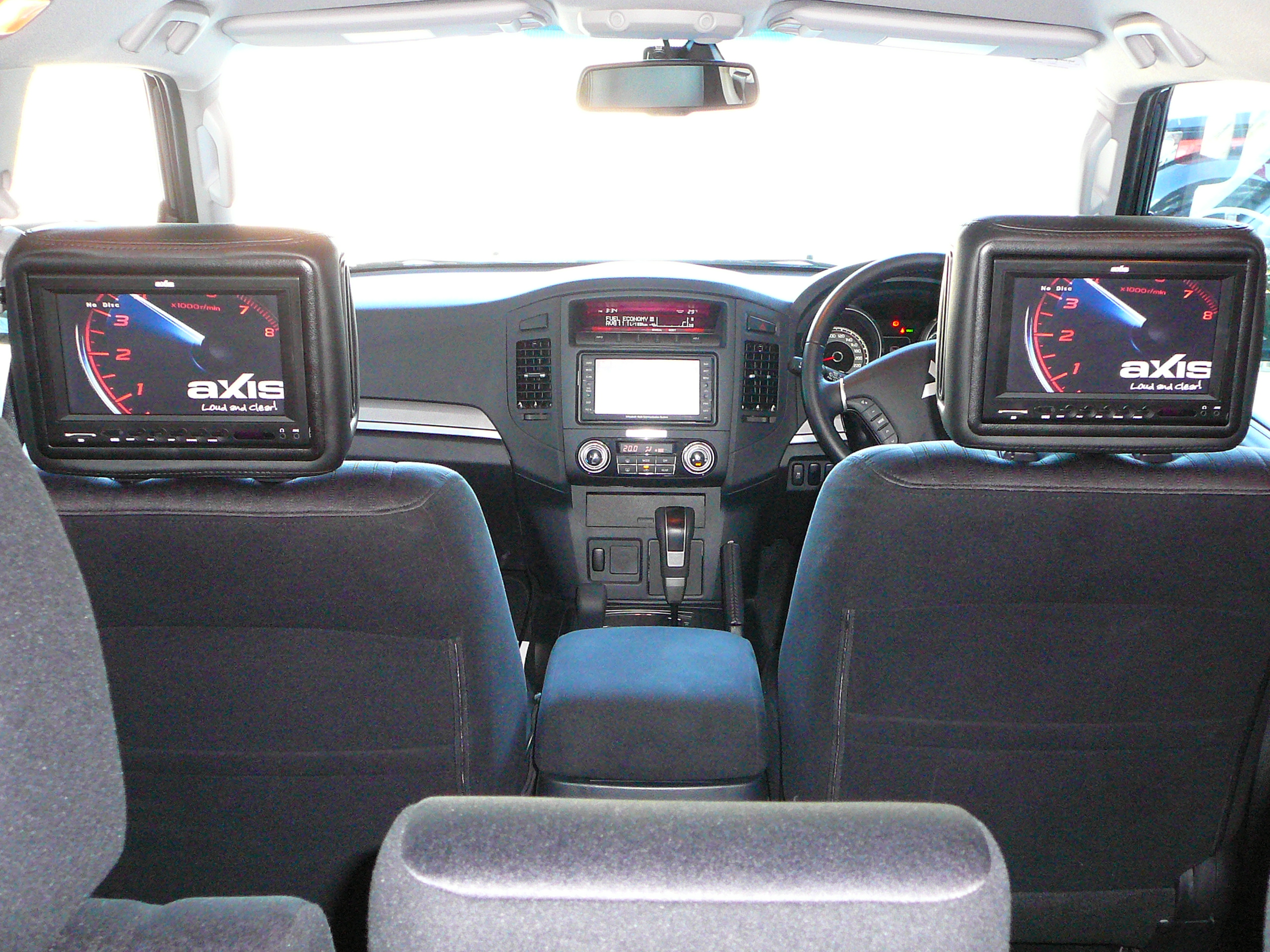Mitsubishi Pajero, Rear Seat DVD Head Rest Monitors