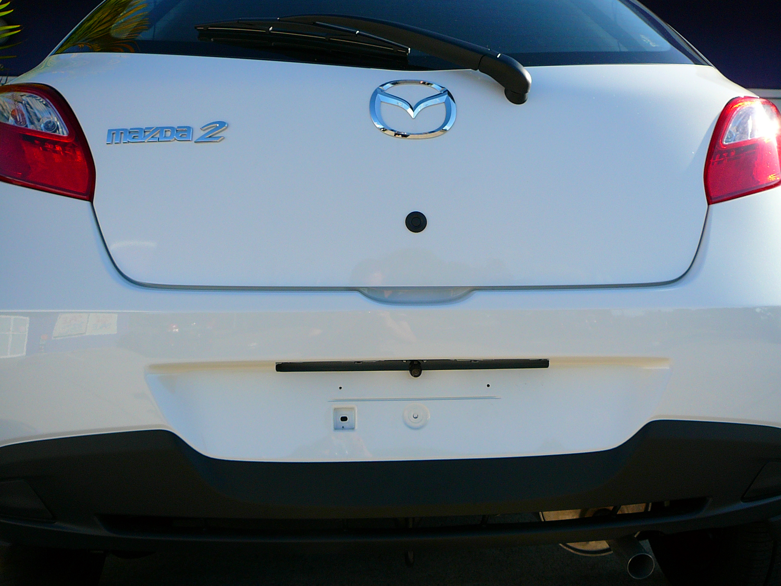 Mazda 2 2012, Mirror Mount Monitor & Reverse Camera