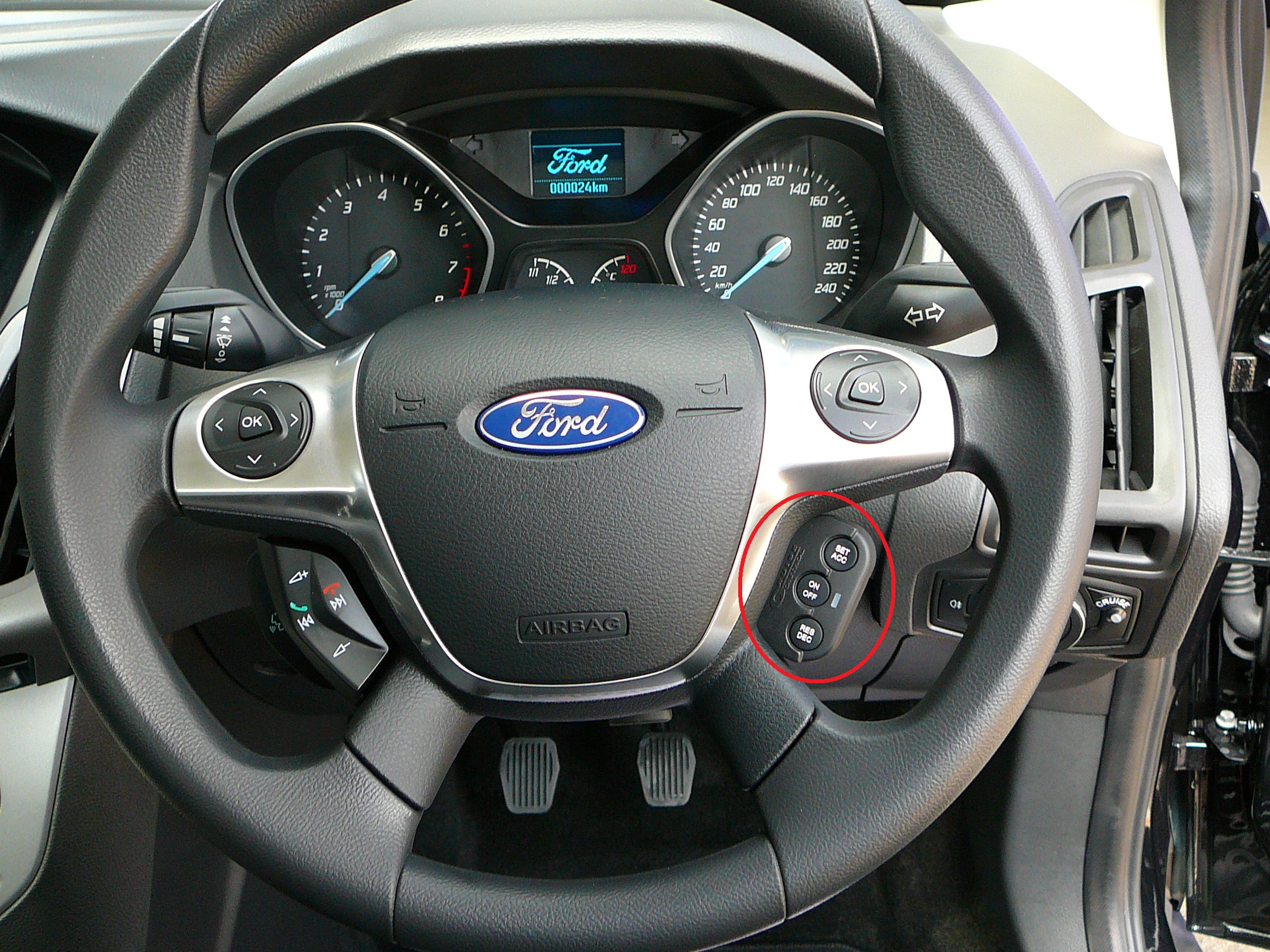 Ford Focus 2013 – Cruise Control