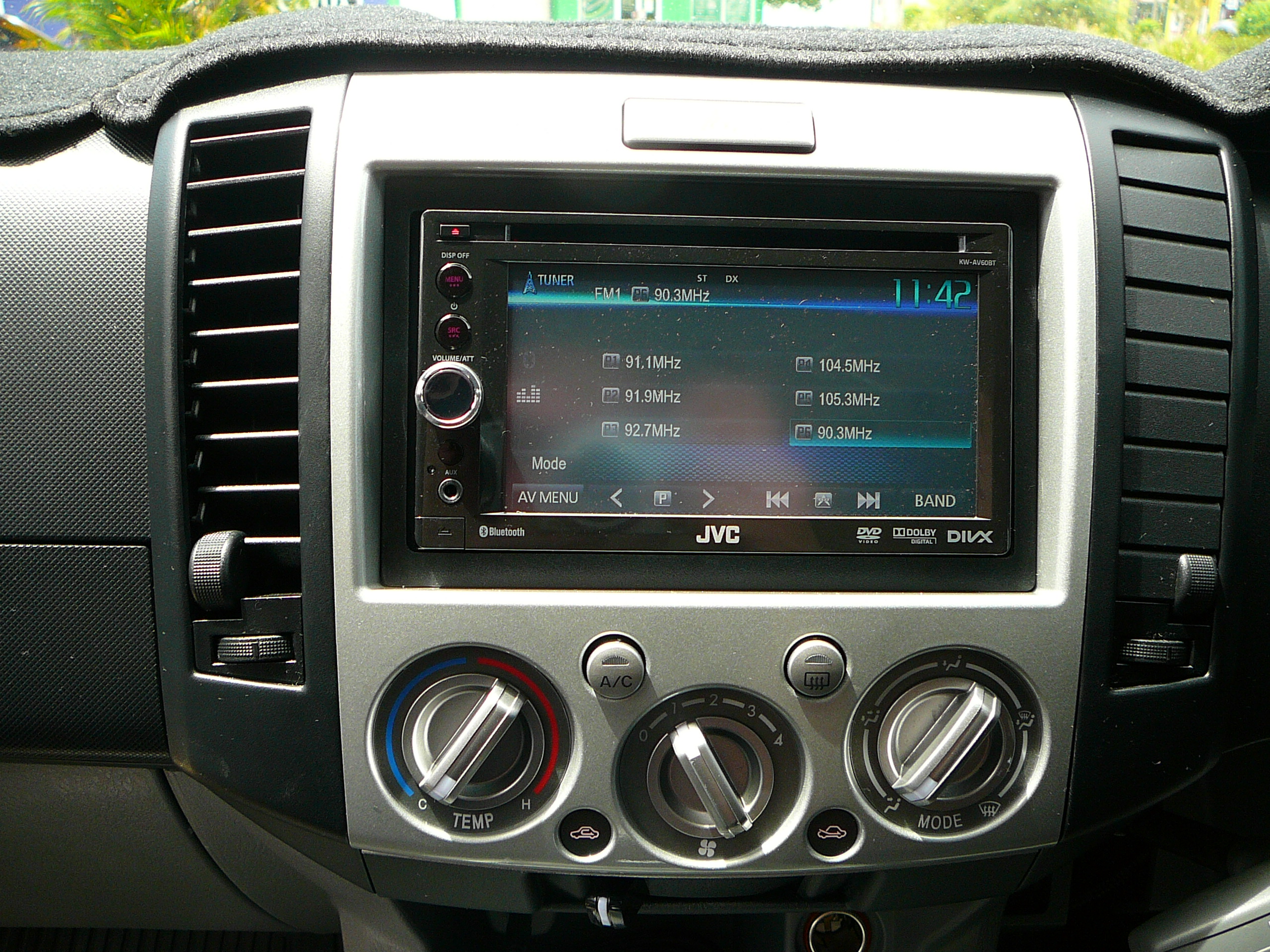 Mazda BT-50 2010, JVC Multimedia Unit with Ipod Control and (ERPS) Electronic Rust Prevention System