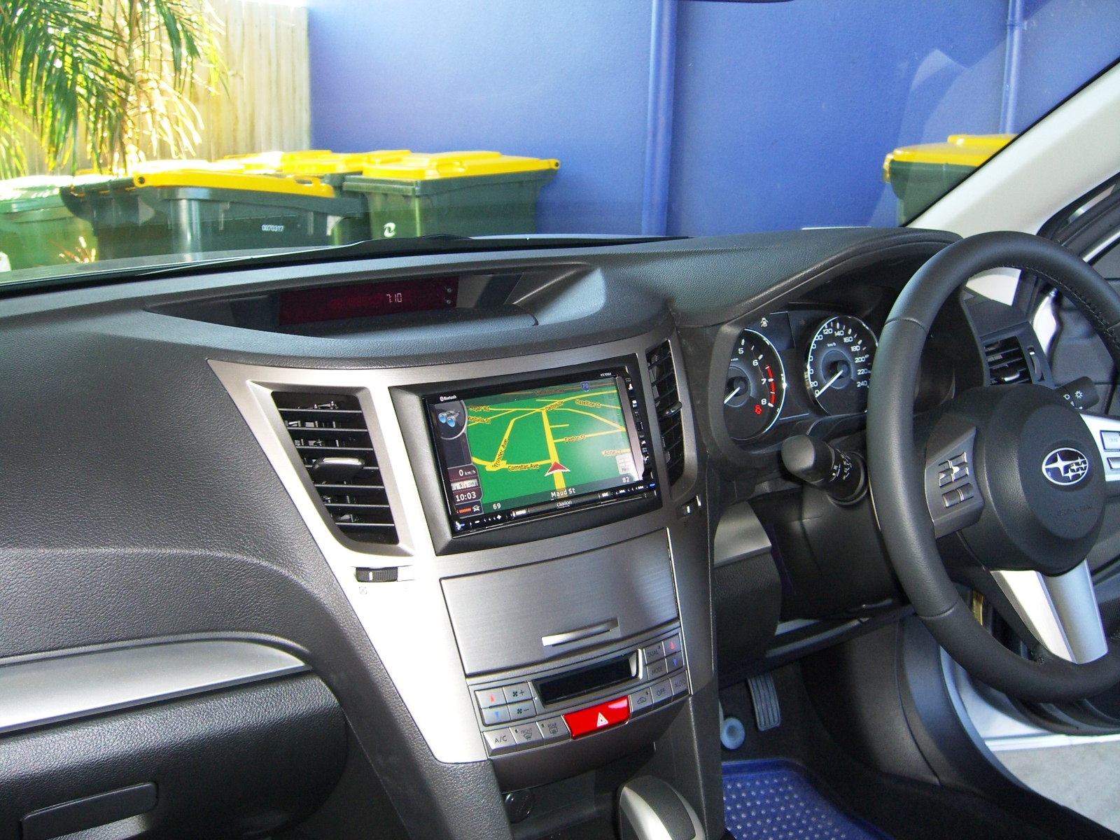 Subaru Liberty 2010 Clarion Gps navigation unit with custom dash mount
