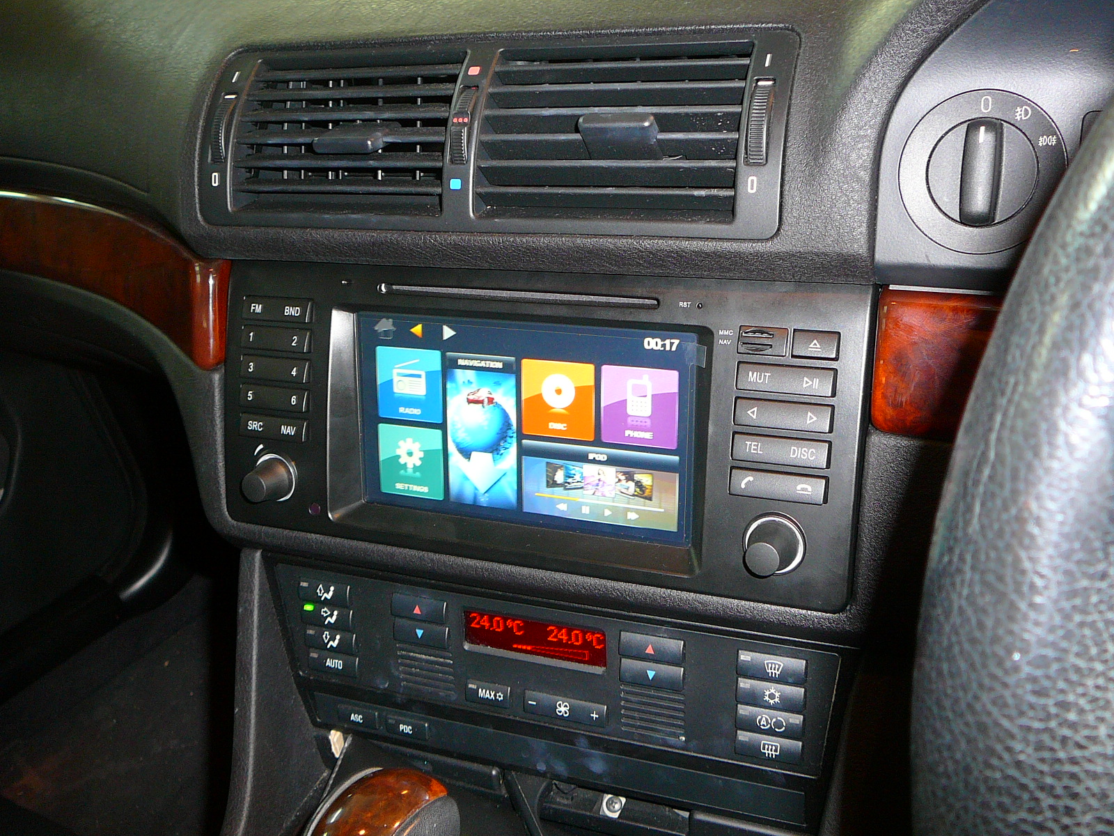 BMW E46, Novtron Indash GPS Navigation System