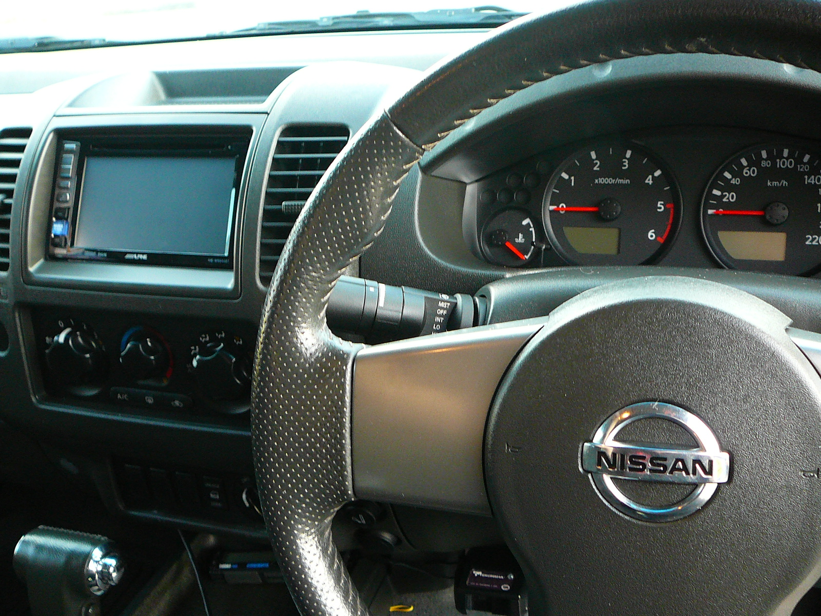 Nissan Navara D40, Alpine INE-W940 In Dash GPS Navigation System