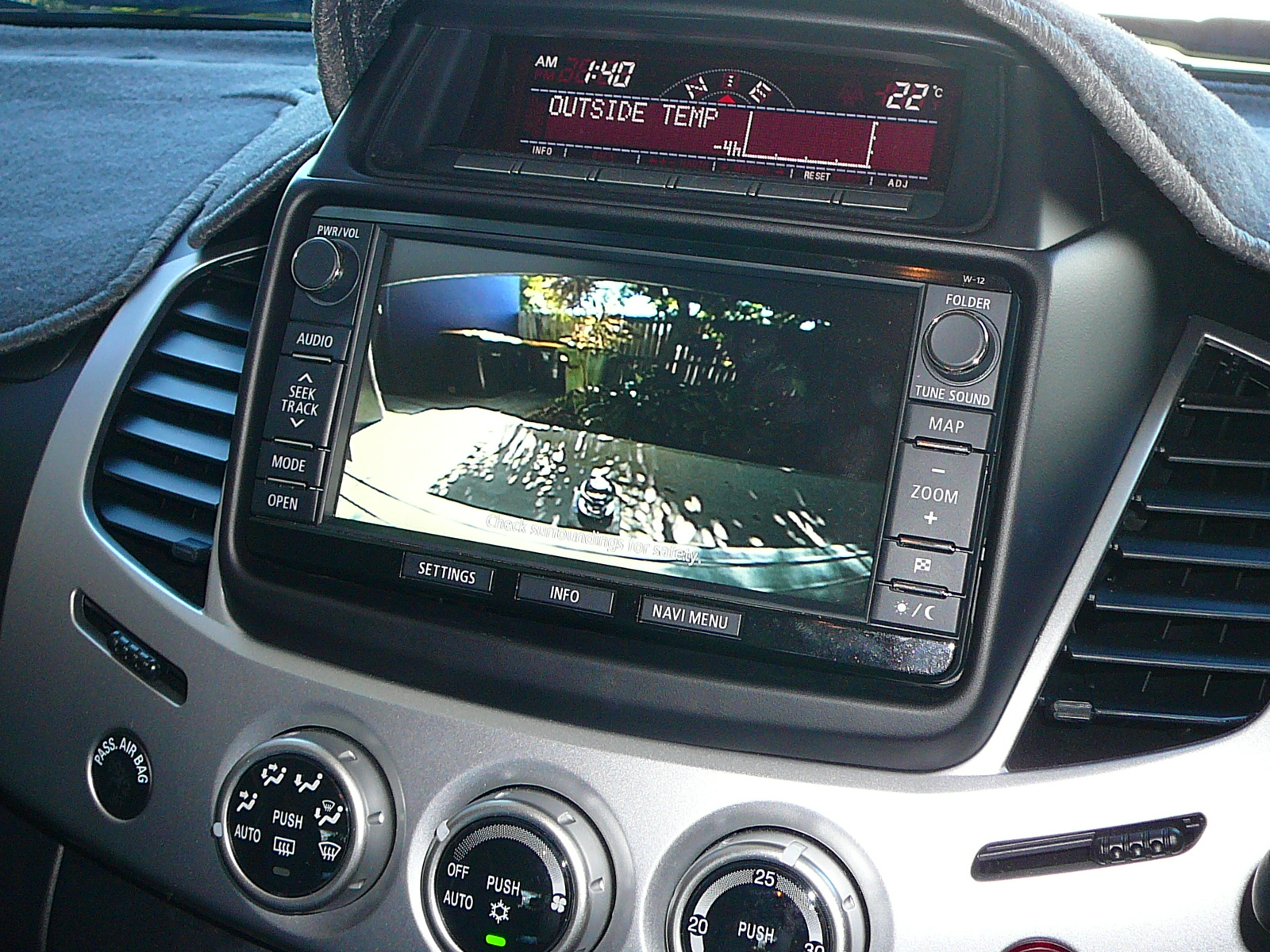 Mitsubishi Triton 2014, Reverse Camera Installation using the Factory GPS Navigation Unit.