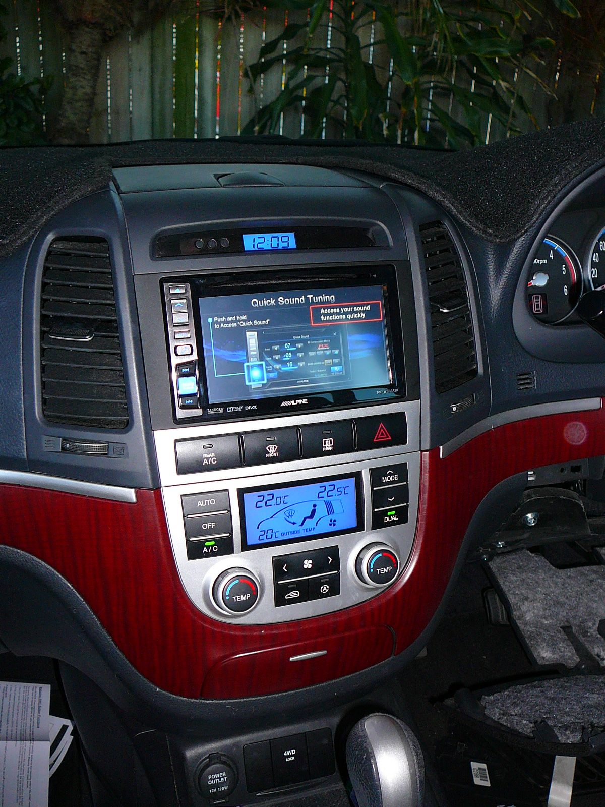 Hyundai Santa Fe 2008, Alpine IVE-W554ABT CD,DVD, Radio, Touchscreen