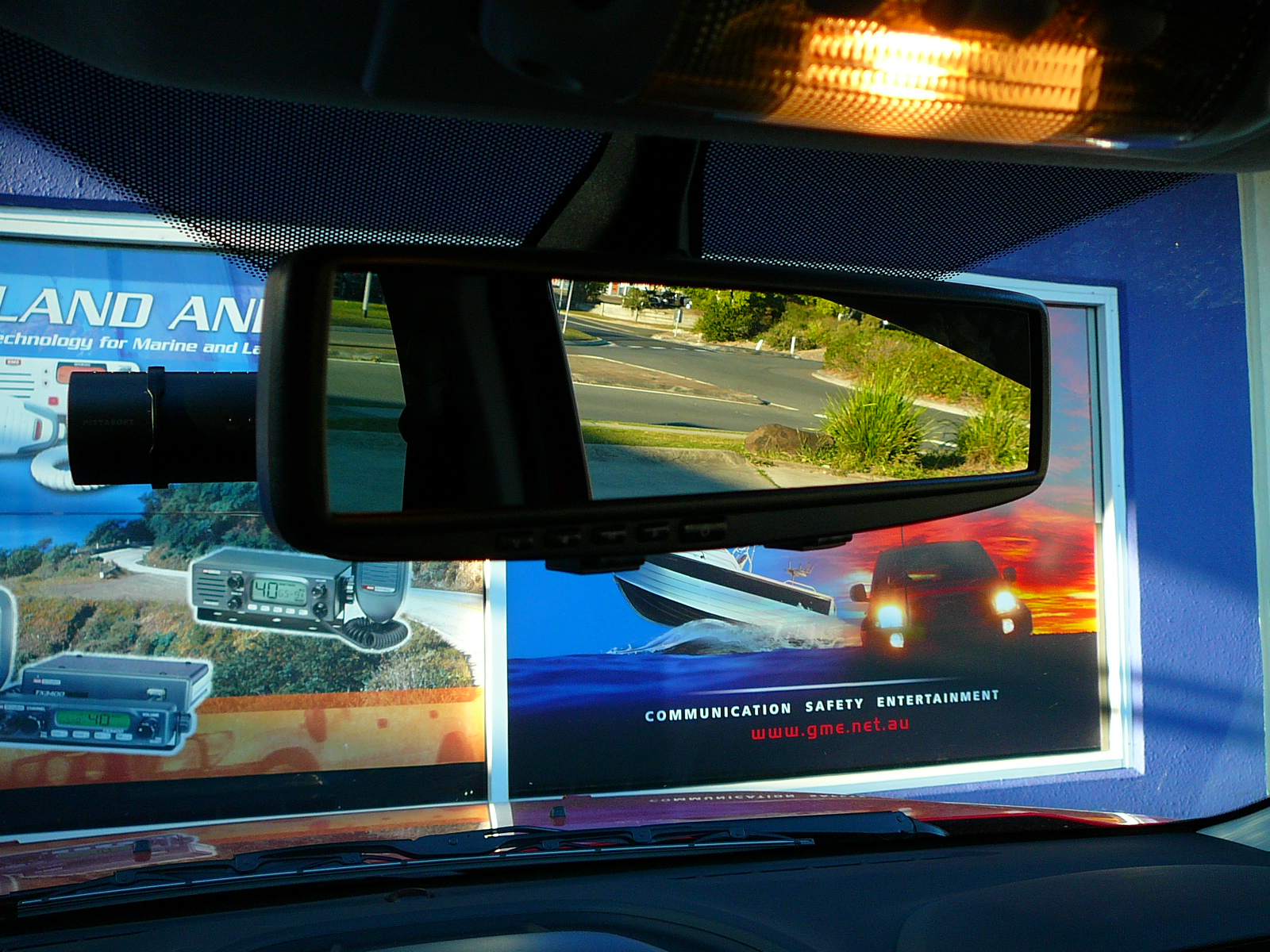 Ford Ranger 2014, Park Safe Mirror Monitor & BlackVue Front & Rear Drive Recorder