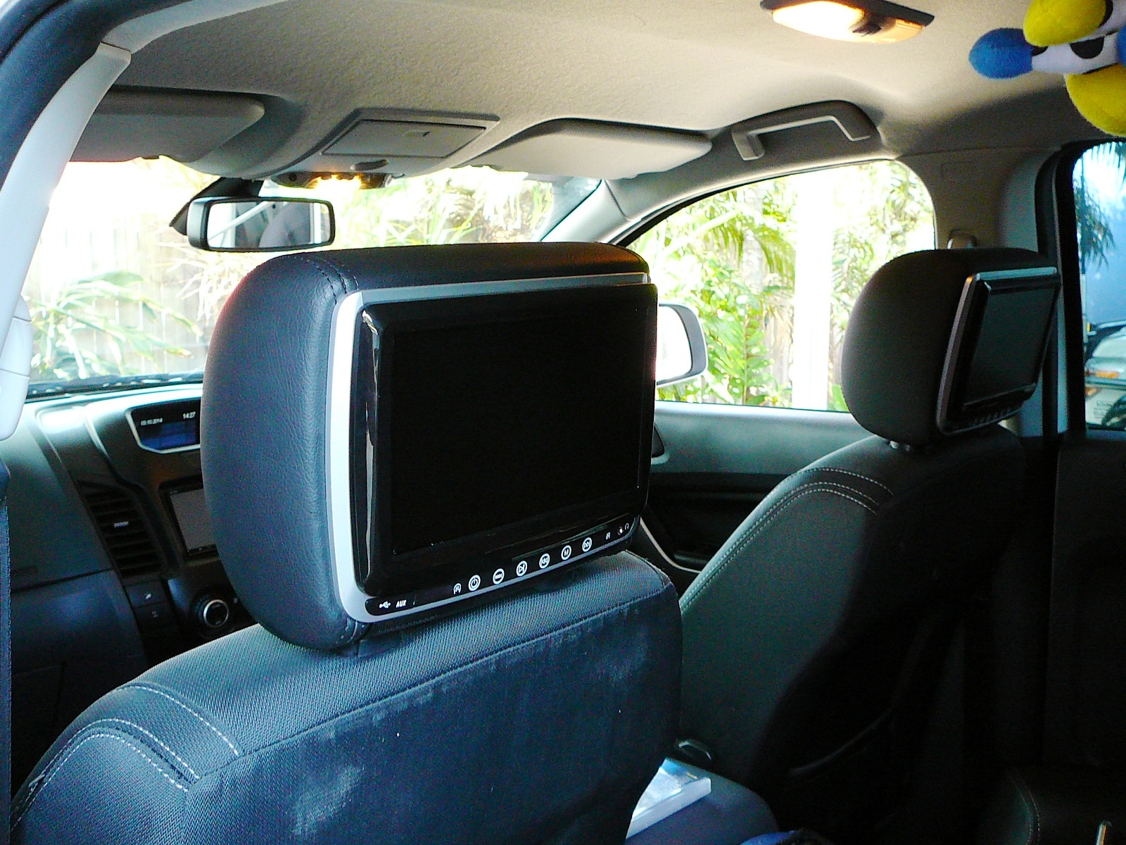 Ford Ranger 2014, Schneider 9inch Rear DVD System