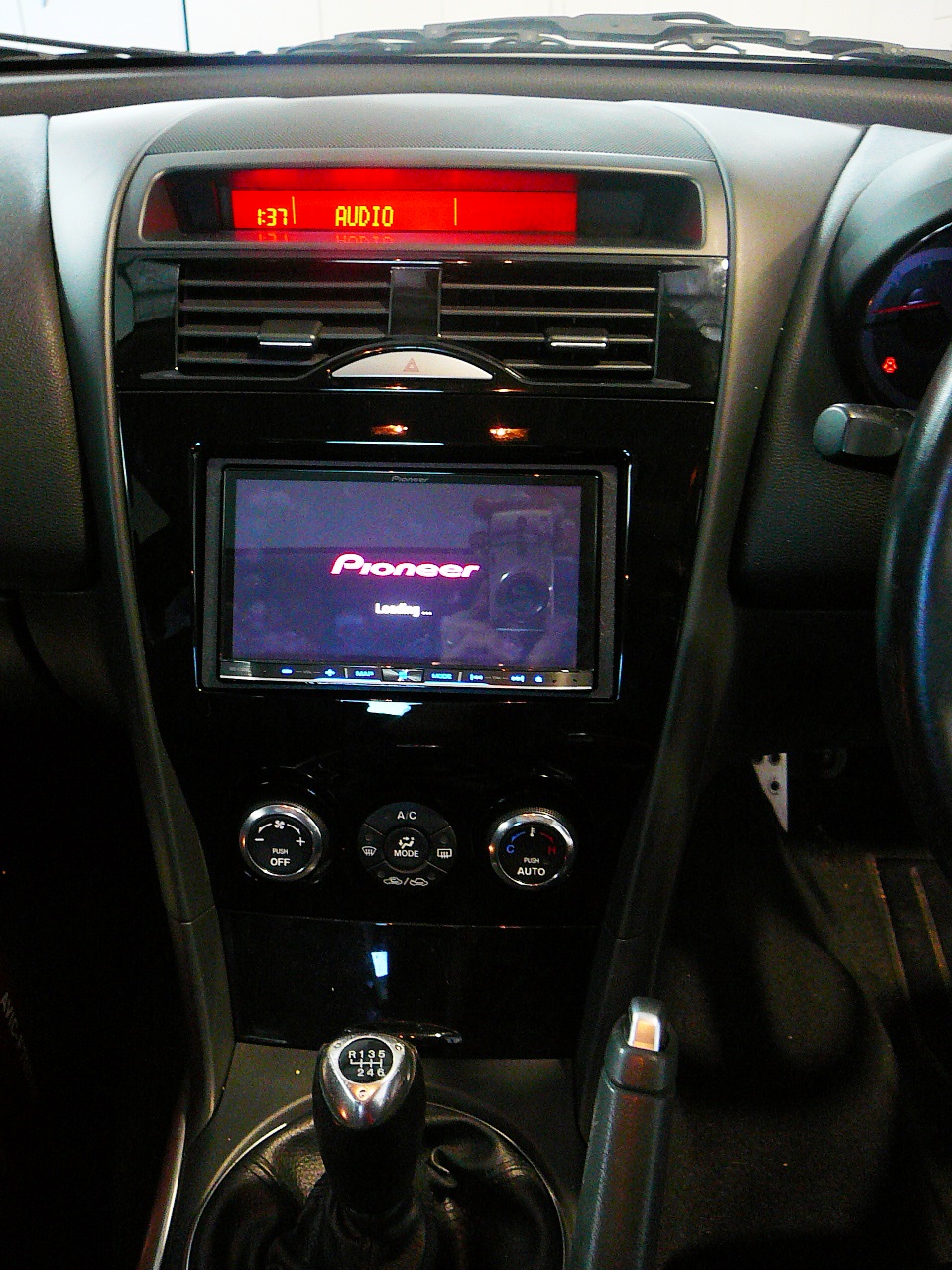 Mazda RX-8, Pioneer AVH-P8750BT Apple Car Play Unit & Gloss Black Dash Fascia
