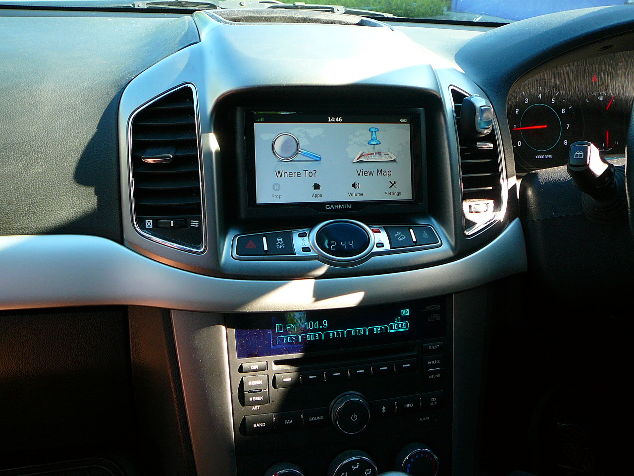 Holden Captiva 2017, GPS Navigation & Reverse Camera Installation – integrated onto the factory screen