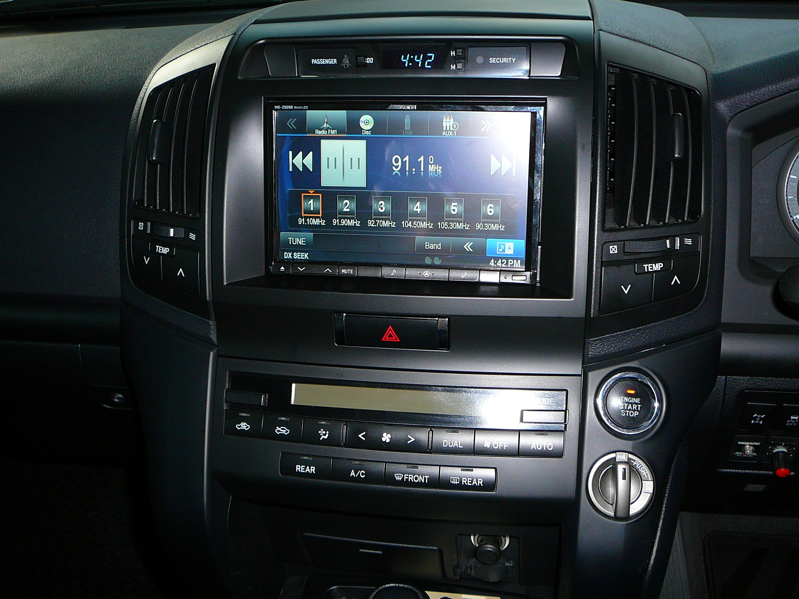 Toyota Landcruiser 200 series, Alpine INE-Z928E 8 inch GPS Navigation System
