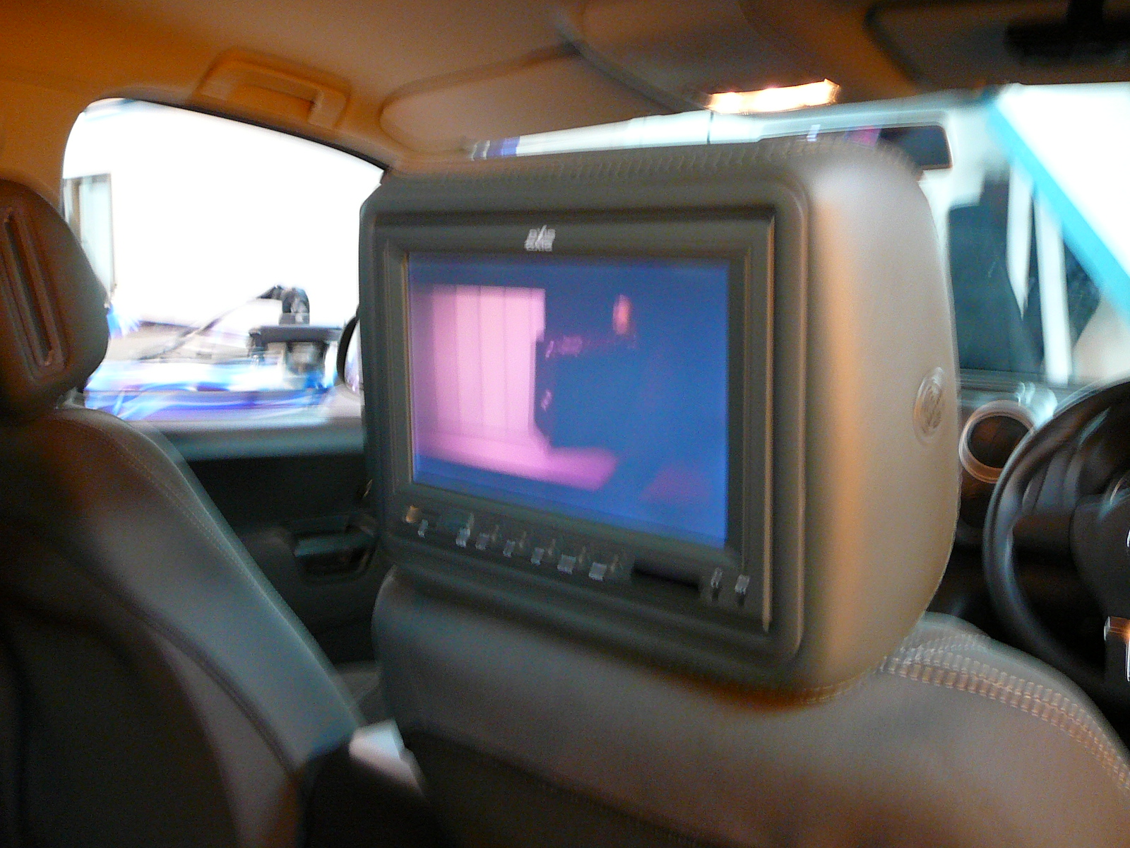VW Amarok 2011 -8 inch DVD head rest screens and UHF System