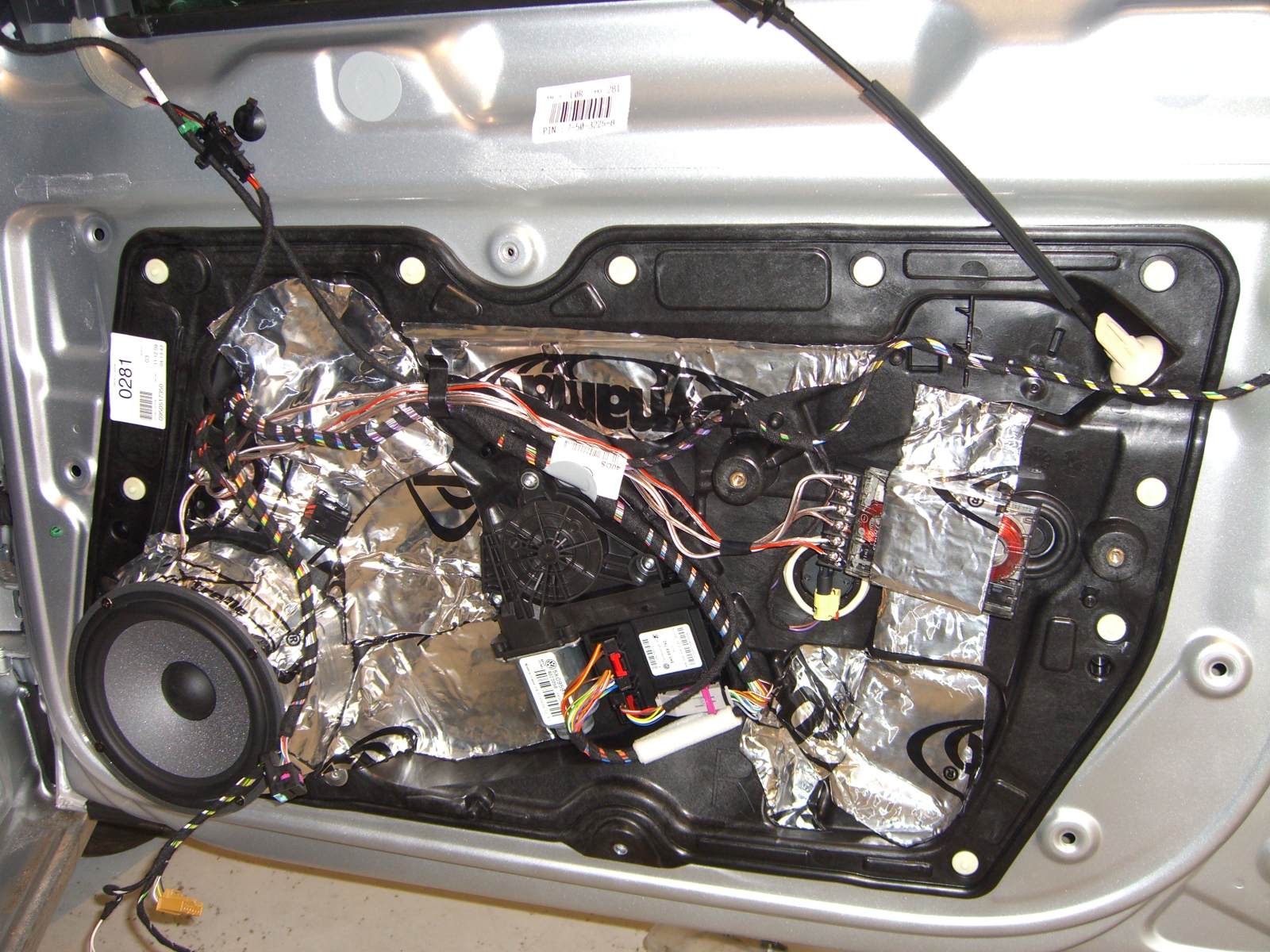 VW Golf GTI Focal speaker subwoofer install