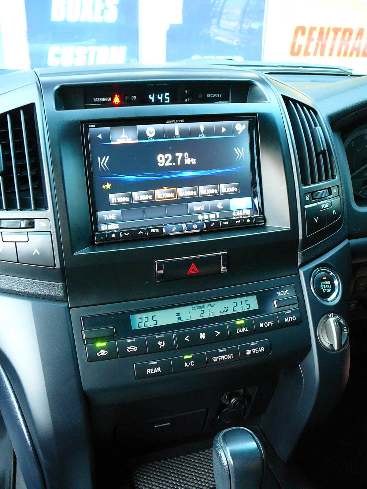 Toyota Landcruiser 200 Series, Alpine X008AU GPS Navigation System