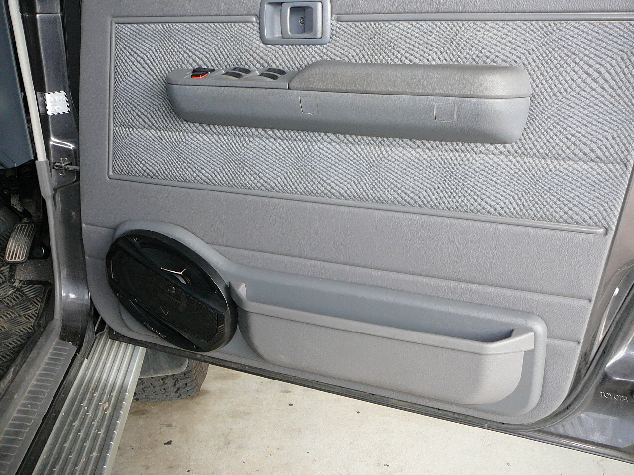 Toyota Landcruiser, Installation of Front & Rear Speakers, Custom Front Door Panels & Installation of DVD Roof Screen