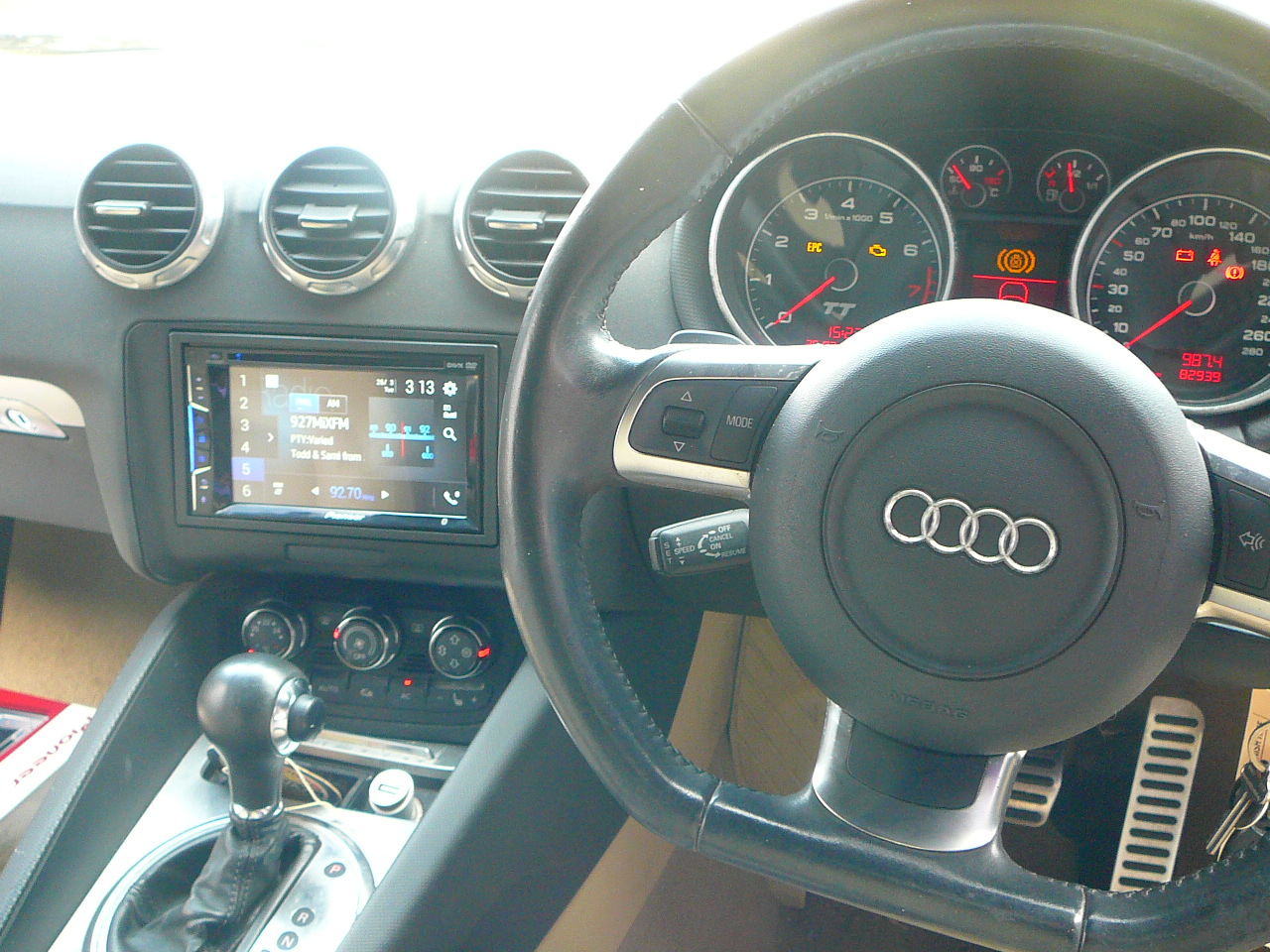 Audi TT 8J with Apple Car Play unit upgrade